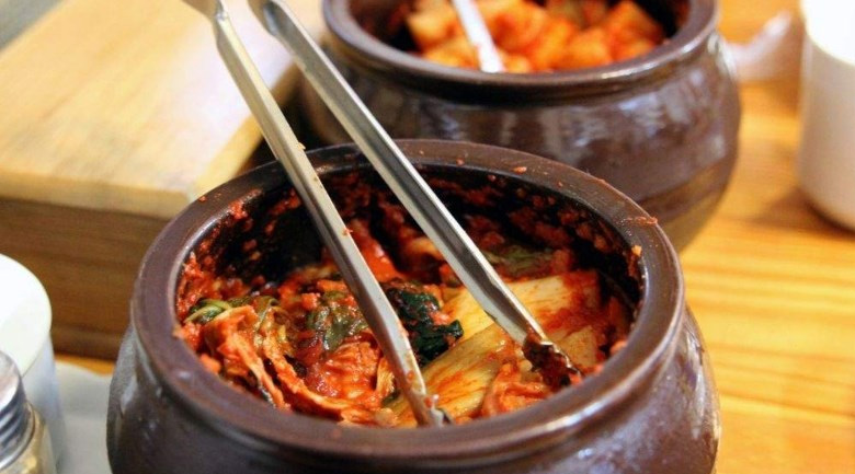 Hướng dẫn làm kim chi đúng chuẩn Hàn Quốc với 5 bước đơn giản hướng dẫn làm kim chi đúng chuẩn Hàn Quốc, bảo quản