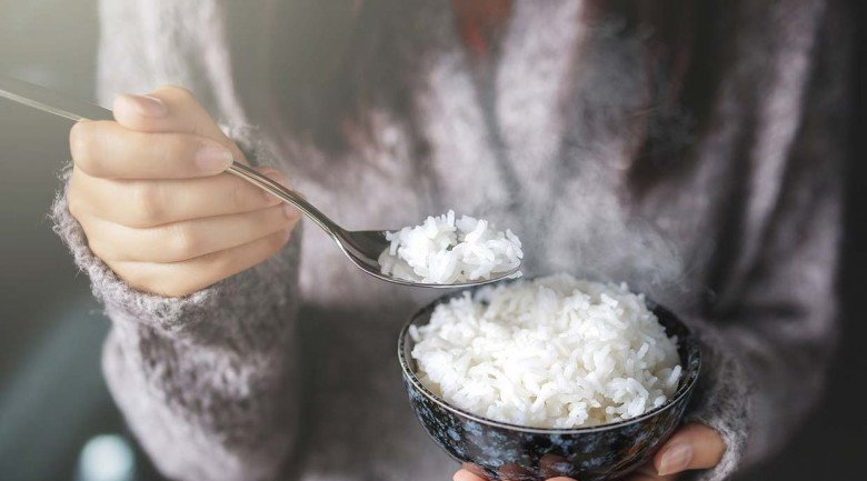 nấu cơm bằng bếp gas, thưởng thức